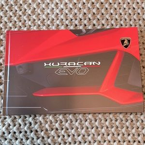 Huracan EVO Lamborghini Book